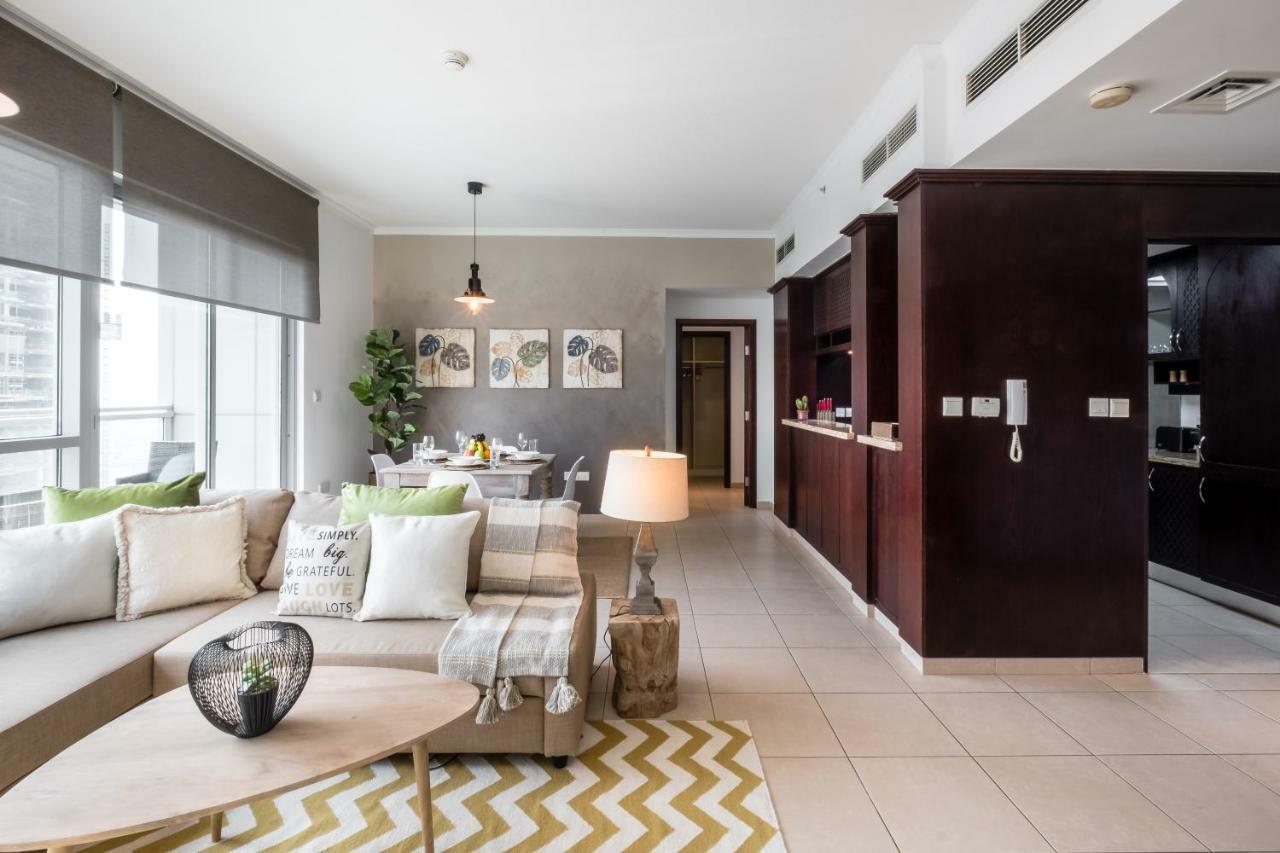 Maison Privee - Exclusive Apt With Burj Khalifa Next Door Dubái Exterior foto